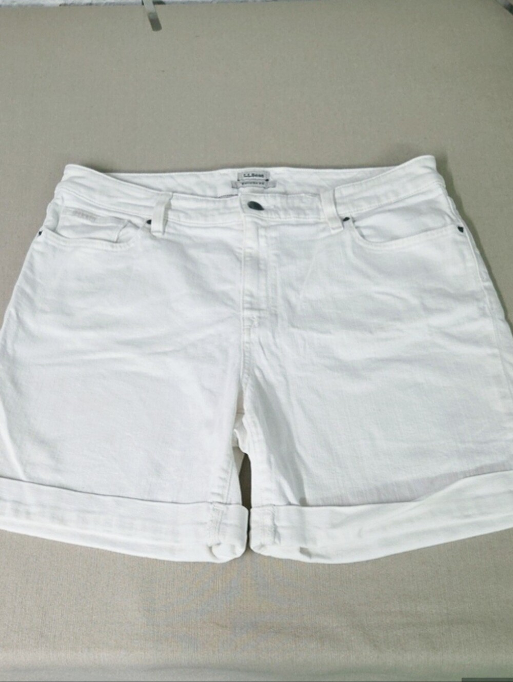 L.L. Bean White Roll-Cuff  Jean Cotton Shorts Size 12